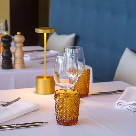 Malibu Foz - La Maison Younan