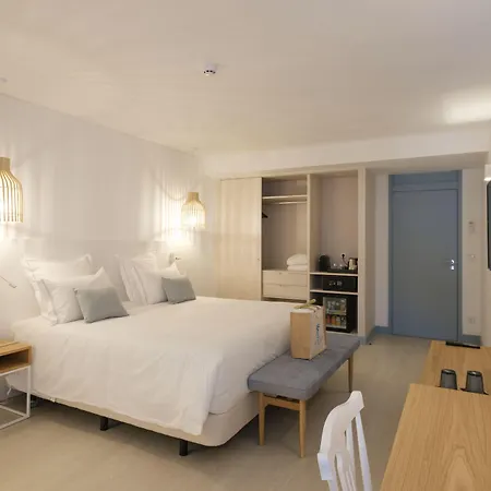 Malibu Foz - La Maison Younan Hotel Figueira da Foz