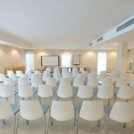 Malibu Foz - La Maison Younan Hotel 5*