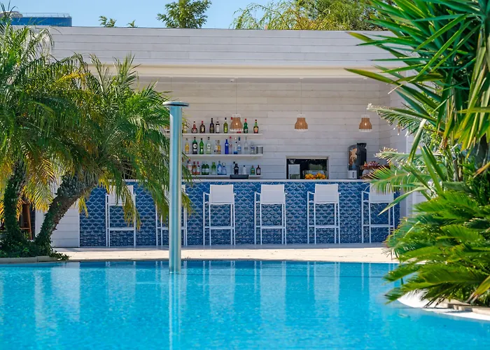 ホテル Malibu Foz - La Maison Younan