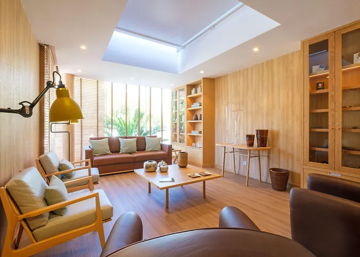 ホテル Malibu Foz - La Maison Younan 5*