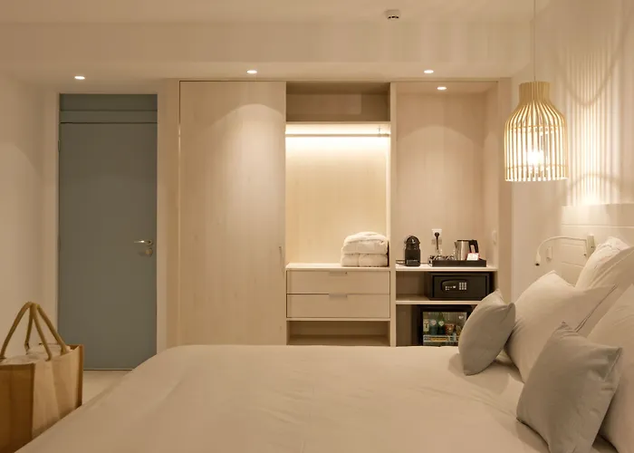 Malibu Foz - La Maison Younan