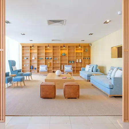 Malibu Foz - La Maison Younan Hotel Figueira da Foz