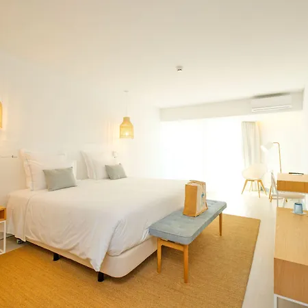 Malibu Foz - La Maison Younan