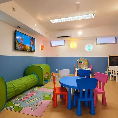 Hotel Malibu Foz - La Maison Younan 5*