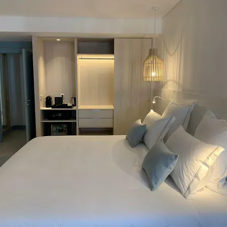 Malibu Foz - La Maison Younan Figueira da Foz