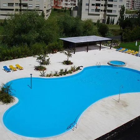 Malibu Foz - La Maison Younan Hotel Figueira da Foz