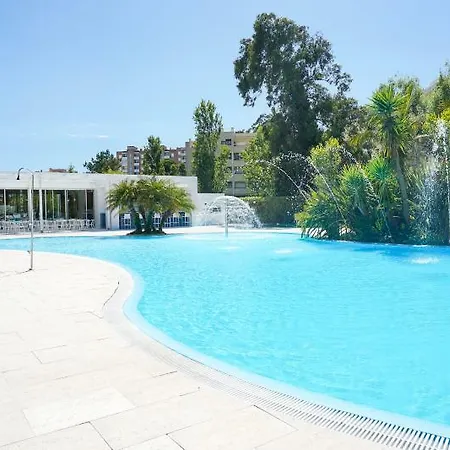 Malibu Foz - La Maison Younan Hotel