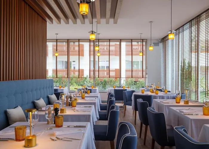 Malibu Foz - La Maison Younan 5* 菲盖拉-达福什